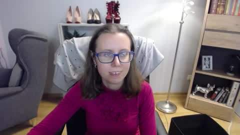 Lizzy online show from October 22, 4:50 am