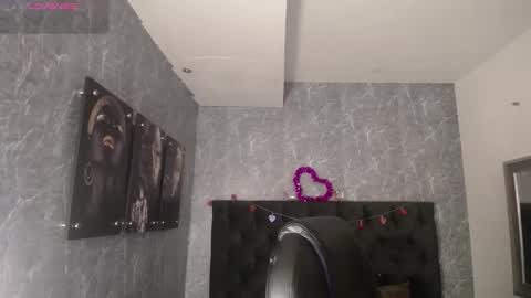 Snapshot of lizzysnow chatting on September 9, 11:54 am lizzysnow online show from September 9, 11:54 am