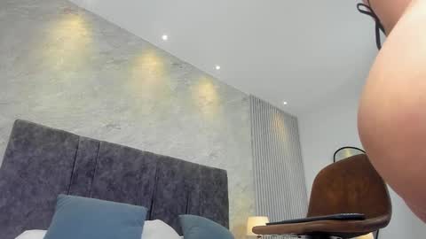 Lola Sweet online show from October 4, 11:05 am