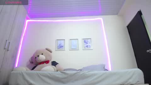 Lola Calypso online show from April 9, 6:19 am