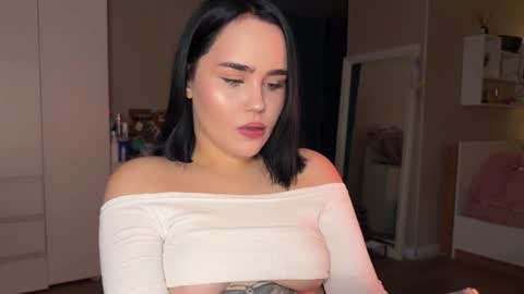lola_razee online show from July 4, 11:44 pm