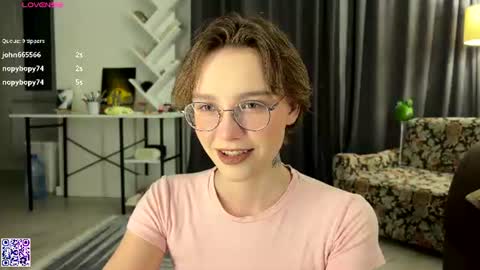 lolaatatee online show from July 13, 8:31 pm