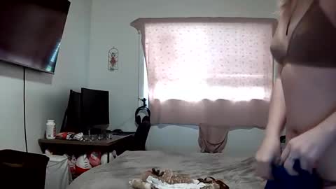 Lola Lixx online show from November 21, 8:22 pm