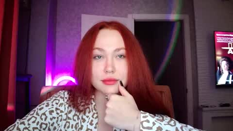 Lola online show from October 9, 7:29 pm