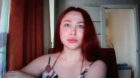 Lola online show from December 18, 9:36 am