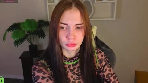 Lola online show from February 25, 9:19 am