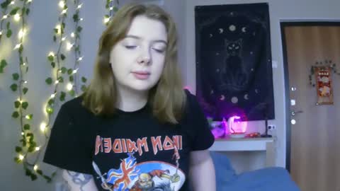 Lilly online show from March 2, 12:47 pm