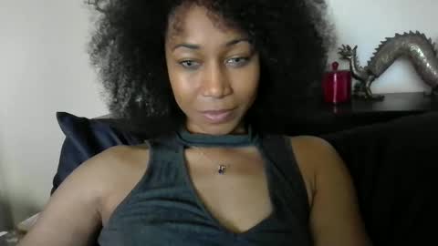 Snapshot of londonmariexxx chatting on September 9, 7:35 pm LondonMariexxx online show from September 9, 7:35 pm