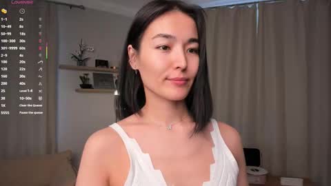 Lora control 2 min for every new Fan Club subscriber online show from February 1, 8:02 am