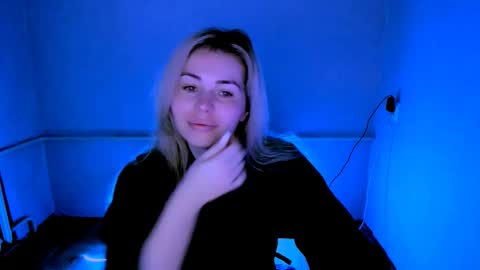 Lora online show from March 26, 3:19 am