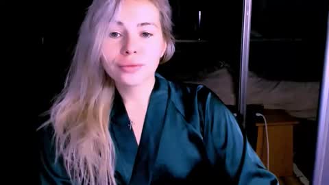 Lora online show from November 5, 3:01 am