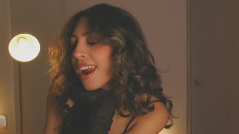 Deborah Daz online show from March 30, 3:22 pm