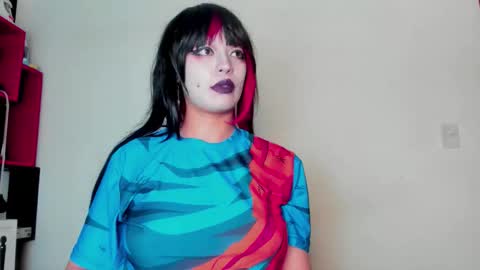 Lore Depp online show from February 16, 9:20 am