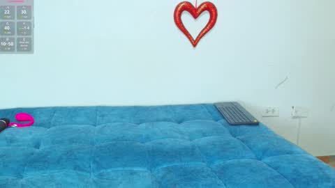 Loren Grey online show from February 19, 9:13 pm