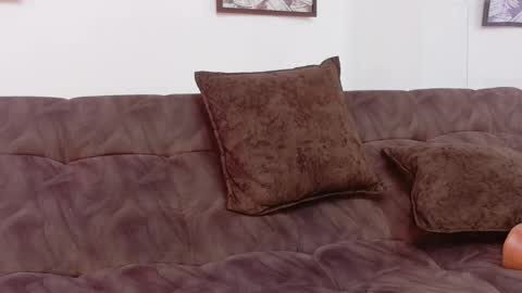 loretahorny online show from December 5, 2:29 pm