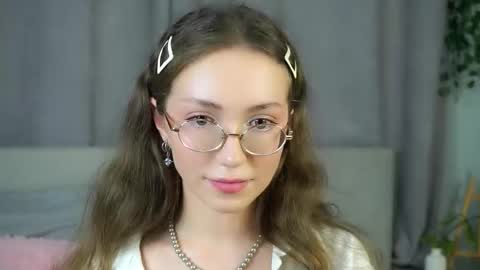 Naomi online show from September 10, 7:47 pm