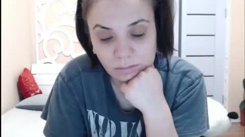 Snapshot of lorragrey chatting on February 15, 5:19 am LorraGrey online show from February 15, 5:19 am