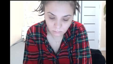 Snapshot of lorragrey chatting on December 30, 6:31 am LorraGrey online show from December 30, 6:31 am