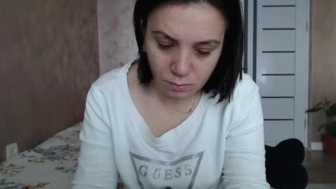 LorraGrey online show from December 18, 7:13 am