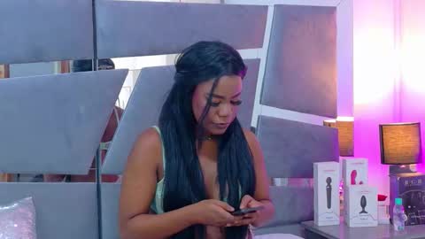 lorraine_johnson online show from March 2, 4:35 pm