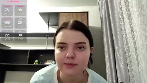 Esma online show from July 25, 7:54 pm