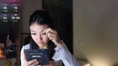 Snapshot of love_peace_here chatting on October 19, 2:02 am hi its me online show from October 19, 2:02 am