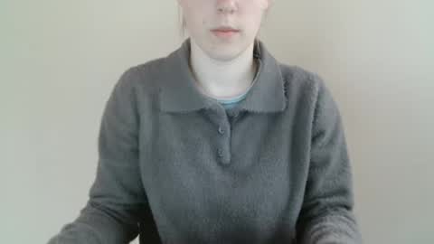 Vivian online show from March 19, 1:37 pm