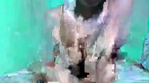 lovelaspice online show from April 8, 8:16 am