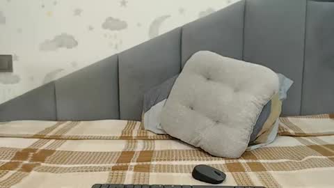 Snapshot of lovellykitty_1 chatting on September 25, 6:34 am lovellykitty online show from September 25, 6:34 am