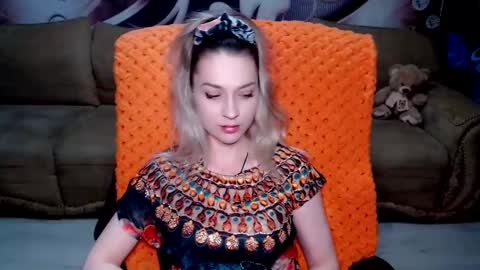 Snapshot of lovellymalina chatting on February 7, 5:40 pm private open online show from February 7, 5:40 pm