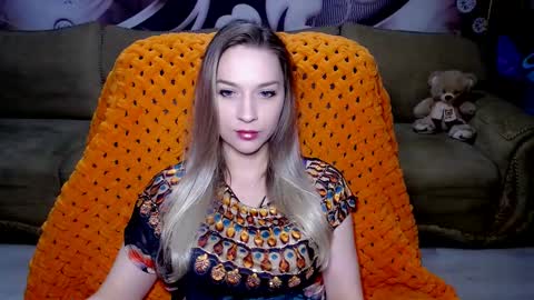Snapshot of lovellymalina chatting on January 11, 2:25 pm private open online show from January 11, 2:25 pm