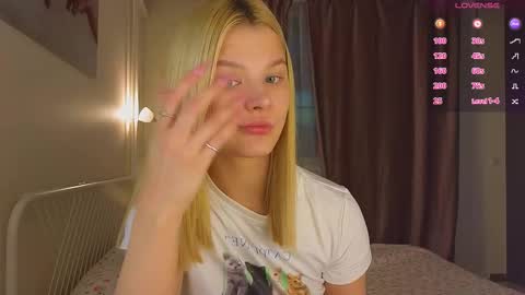 Jenny online show from March 25, 12:19 pm