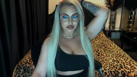 PrAllinXXXa online show from April 18, 11:04 pm