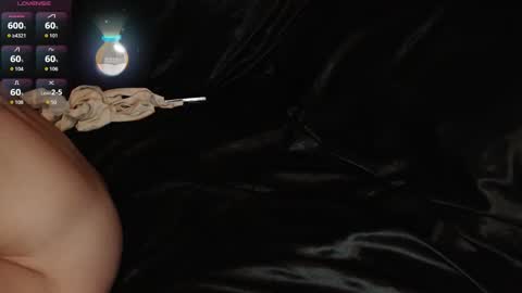 Dee online show from November 27, 2:25 am