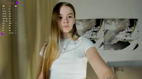 lovelygracee online show from September 8, 4:17 pm