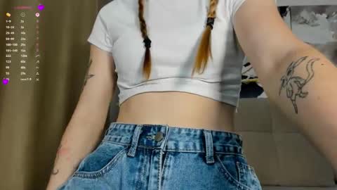 lovelygracee online show from September 13, 6:05 pm