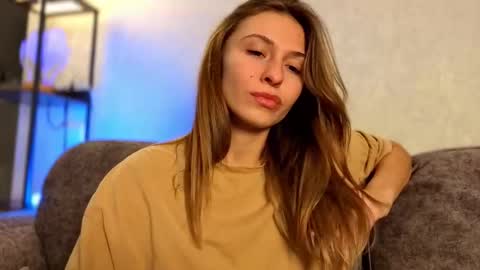 Kate only online show from October 3, 2:22 pm