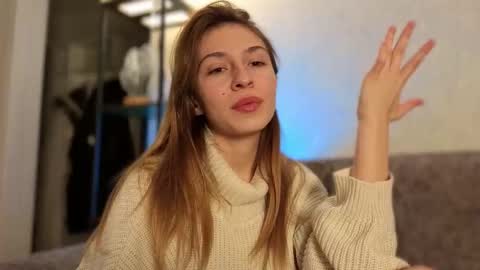 Kate only online show from November 16, 12:38 pm