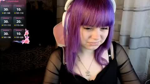 hristie online show from April 13, 10:32 pm