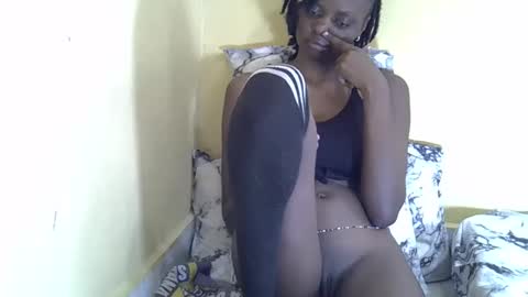 lovelymee2 online show from October 12, 12:40 pm