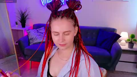 DAISY online show from June 12, 1:30 pm