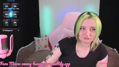 Emmy online show from December 3, 7:16 pm