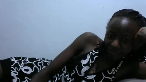 lovergal222 online show from February 11, 12:15 pm