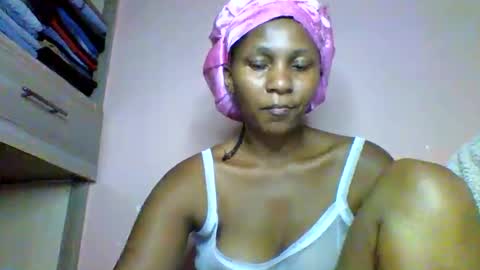 lovergal257 online show from March 22, 5:30 pm