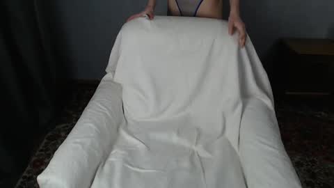 lovers613228 online show from December 14, 10:50 pm