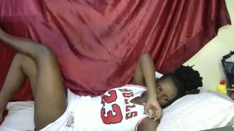 loveslut_ online show from October 3, 5:45 am