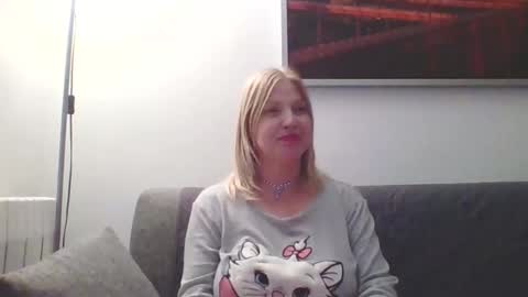 Marlyn online show from January 23, 11:05 pm