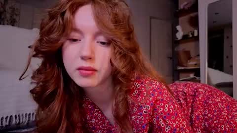 Snapshot of luciacoy chatting on September 27, 4:58 pm Lucia online show from September 27, 4:58 pm