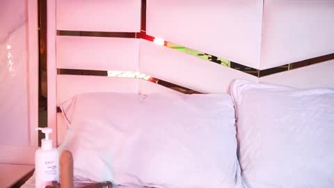 luciana_agudelo online show from February 22, 7:37 pm