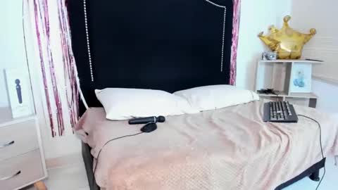 lucianablackwell online show from November 13, 5:56 pm